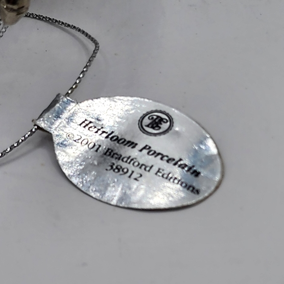 Pink Dogwood Bradford Editions Louis Tiffany Heirloom Porcelain Ornament 2001 - Picture 7 of 10